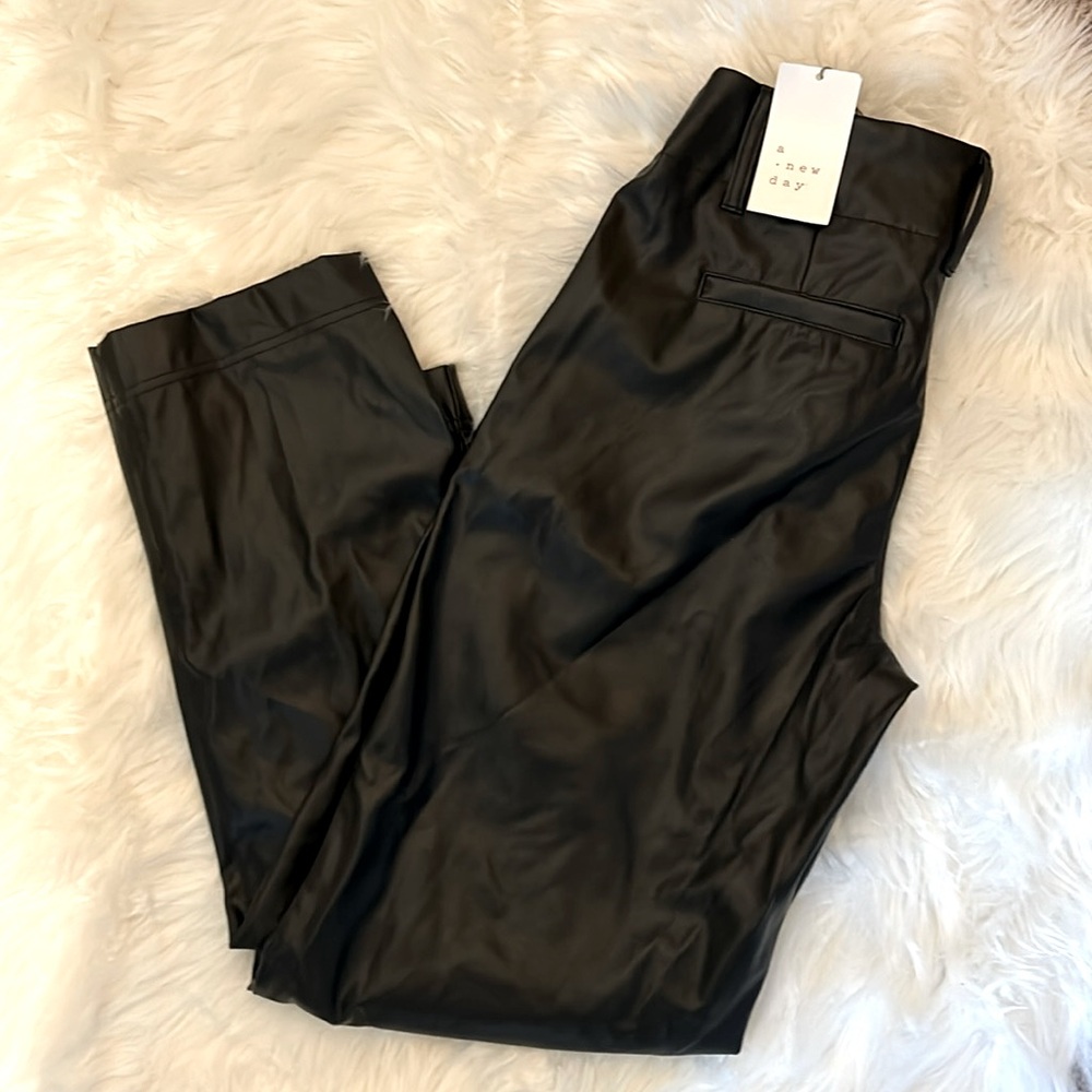 ⭐️NWT a new day Women's Pleather Pants